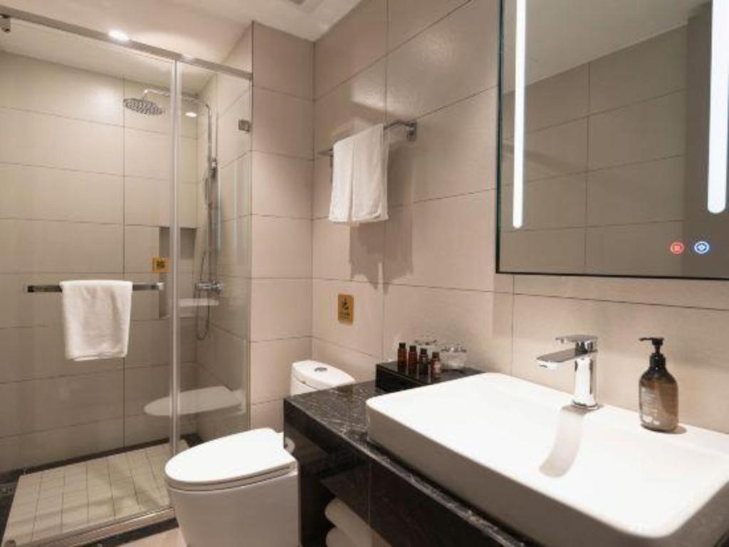 Home Inn Kunming Baita Road Zewnętrze zdjęcie