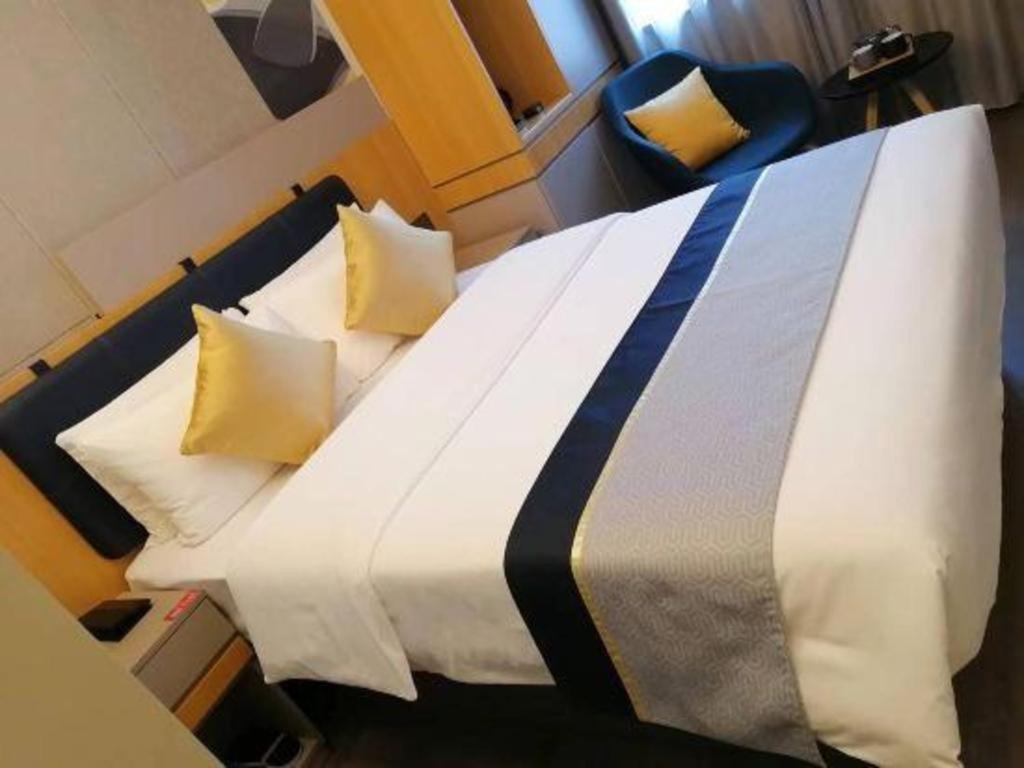 Home Inn Kunming Baita Road Zewnętrze zdjęcie