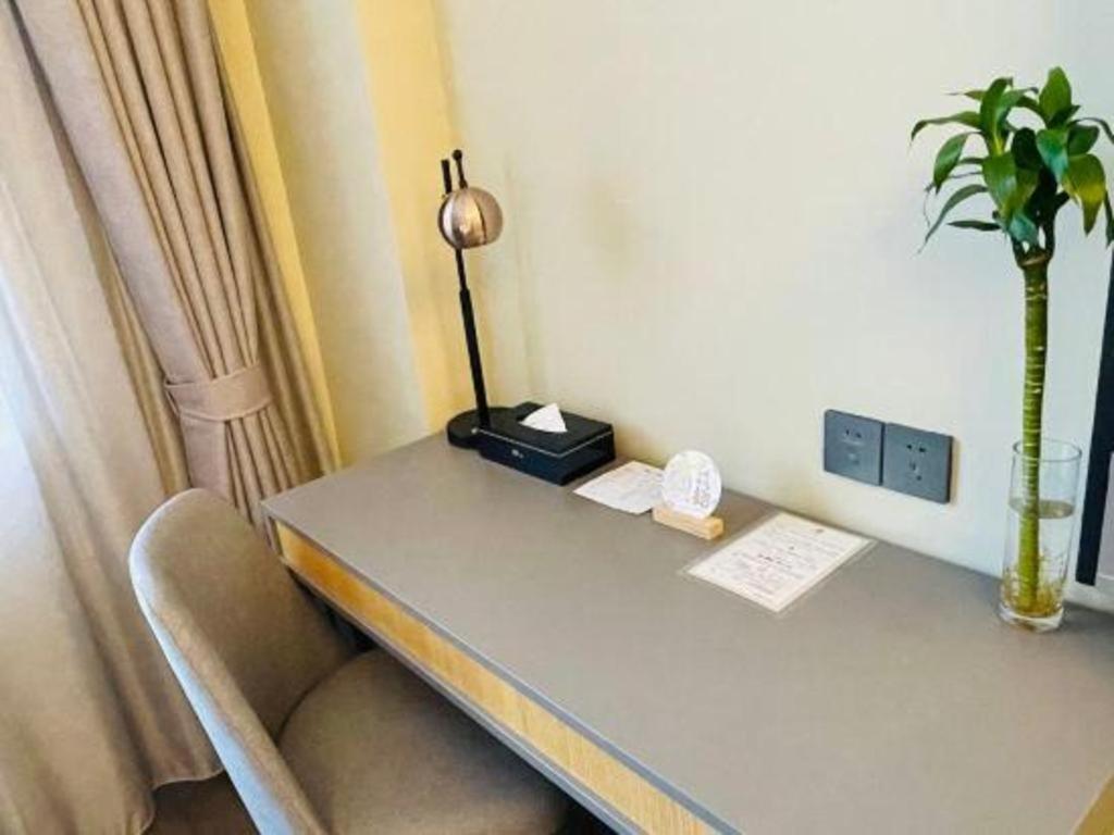 Home Inn Kunming Baita Road Zewnętrze zdjęcie