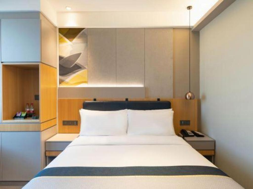 Home Inn Kunming Baita Road Zewnętrze zdjęcie