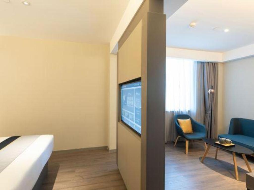 Home Inn Kunming Baita Road Zewnętrze zdjęcie