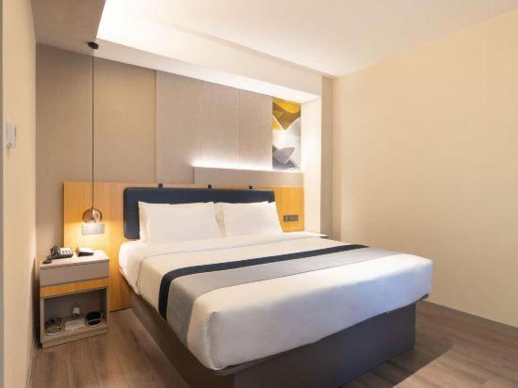 Home Inn Kunming Baita Road Zewnętrze zdjęcie
