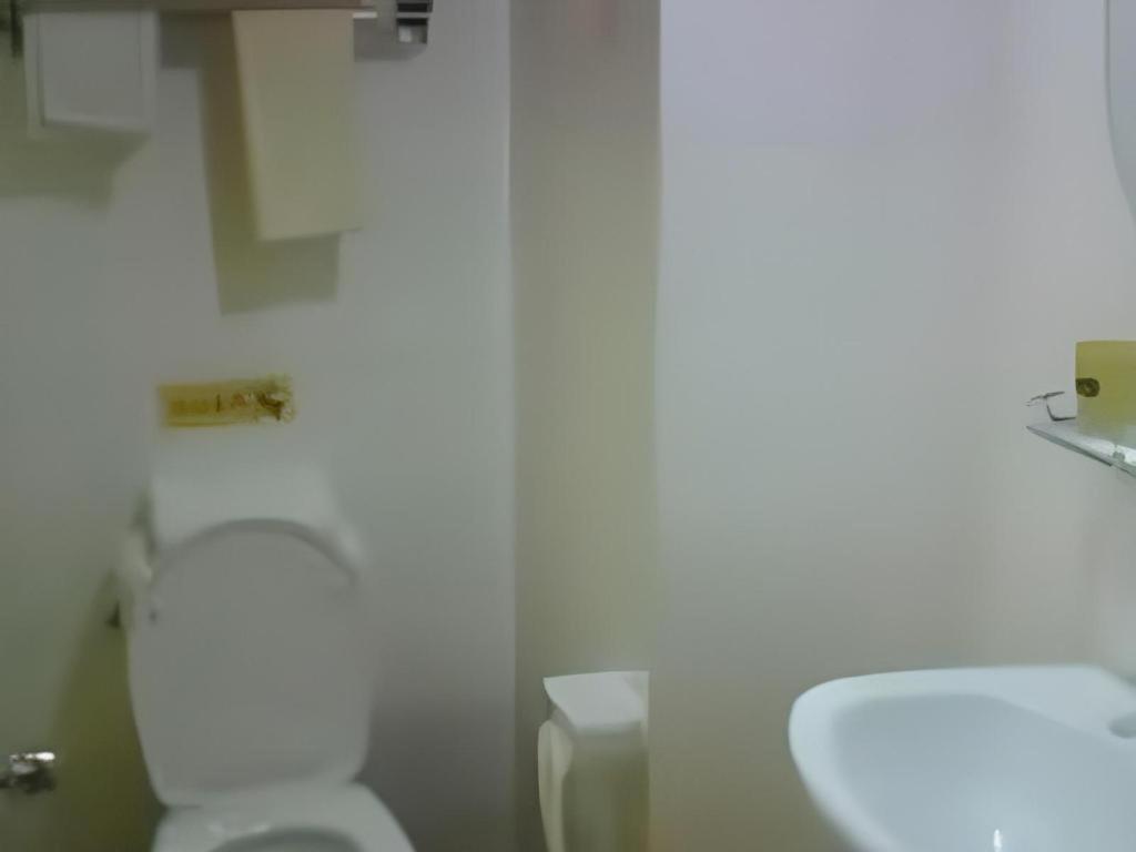 Home Inn Kunming Baita Road Zewnętrze zdjęcie