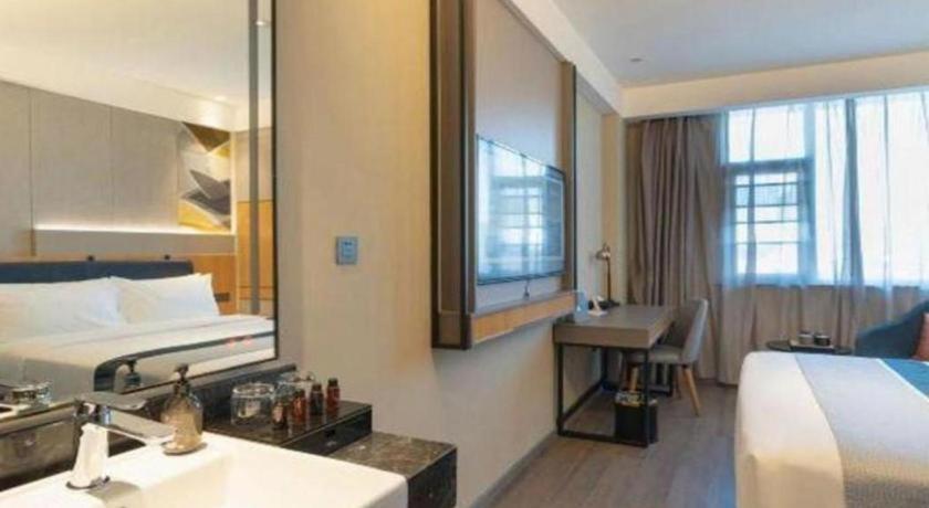 Home Inn Kunming Baita Road Zewnętrze zdjęcie