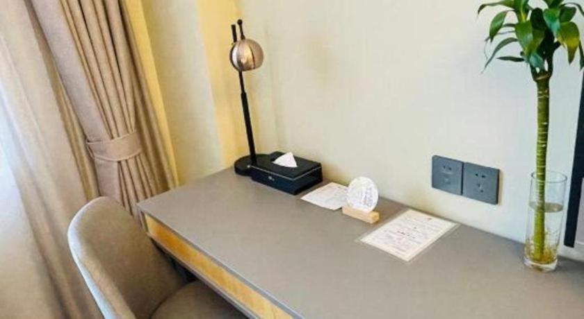 Home Inn Kunming Baita Road Zewnętrze zdjęcie