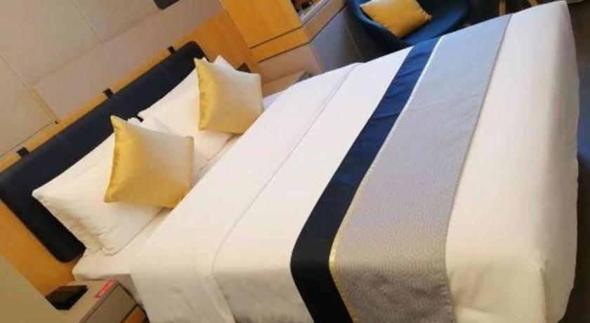 Home Inn Kunming Baita Road Zewnętrze zdjęcie