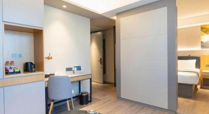 Home Inn Kunming Baita Road Zewnętrze zdjęcie
